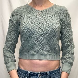 Moon & Madison Women's Cropped Long Sleeve Pullover Sweater XS Extra Small Sage